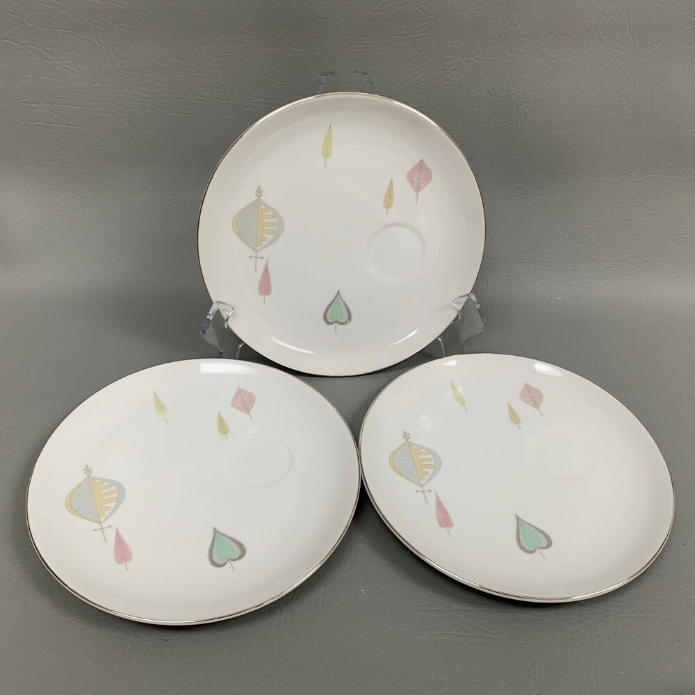Yamaka Bon Soir Snack‎ Plates White Multi-color Leaves Lot of 3